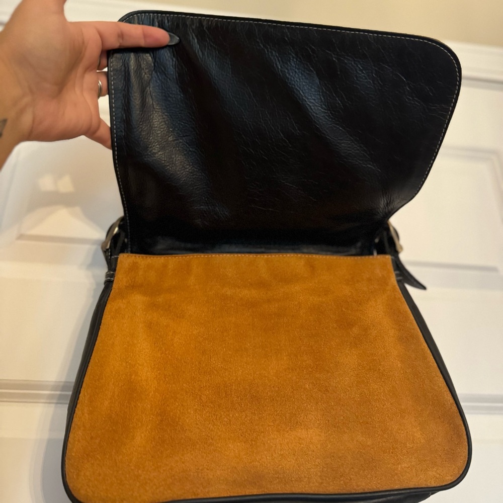 Isabella Fiore Central Park Felicia Purse Rare - Picture 7 of 10